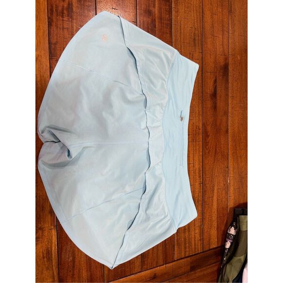 Lululemon Speed Up Short Long *4" - Picture 2 of 7